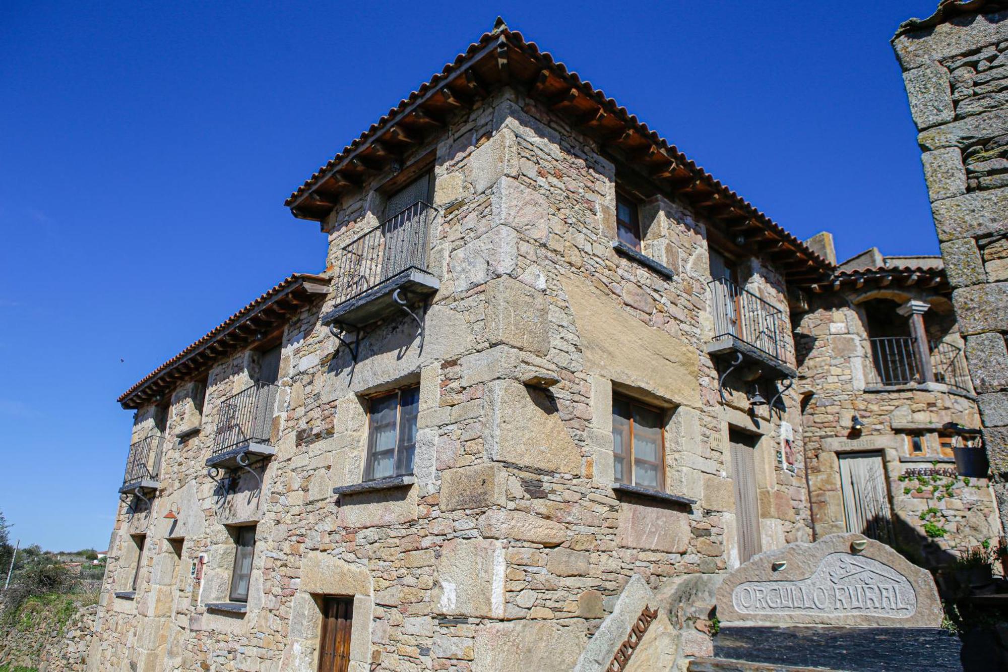Camino De Hierro Villa Bermellar Exterior photo